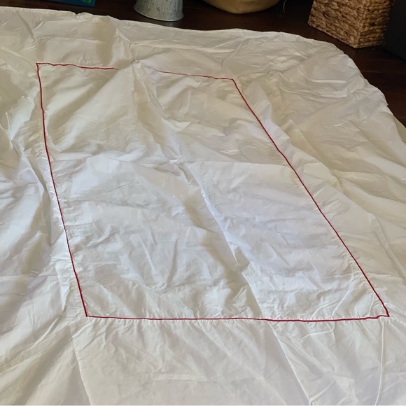 Pottery Barn B & B twin duvet cover red & white